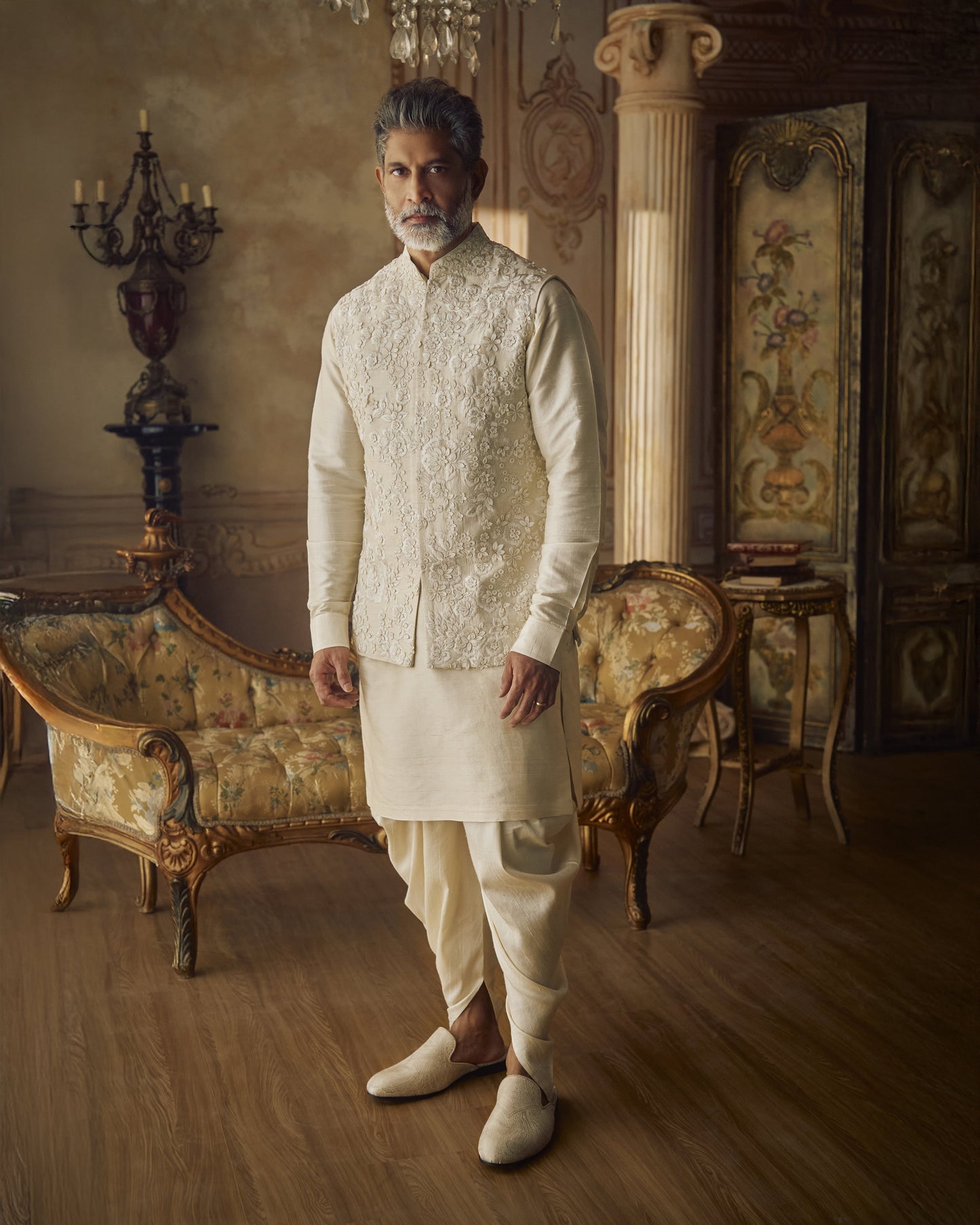 Champagne Three- Dimensional Bundi Set