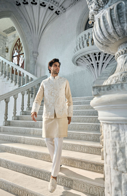 Nude Cut Work Bundi Set